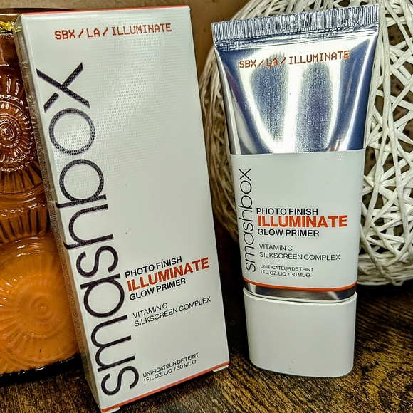 5/75$ SMASHBOX COSMETICS Photo Finish Illuminate Glow Primer - Picture 8 of 14